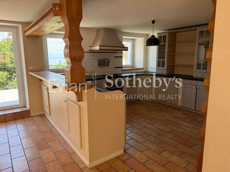 Maison Maxilly-sur-Léman - 5 chambres - 186m²