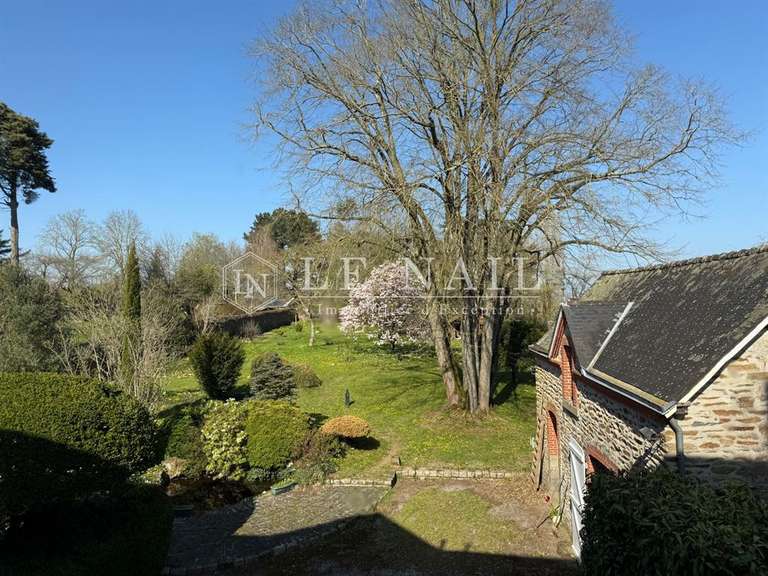 Mansion Mayenne - 6 bedrooms - 300m²