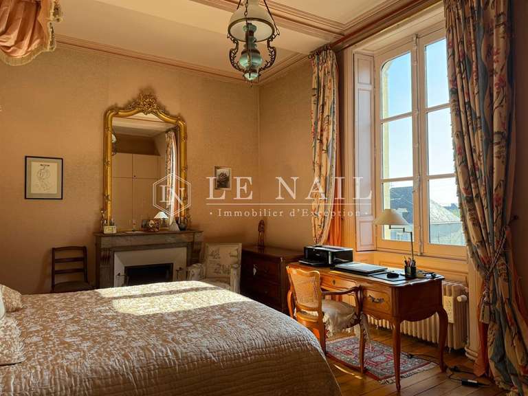 Hôtel particulier Mayenne - 6 chambres - 300m²
