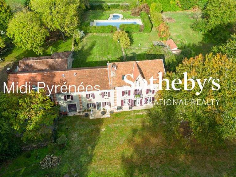 Maison Mazamet - 14 chambres - 510m²