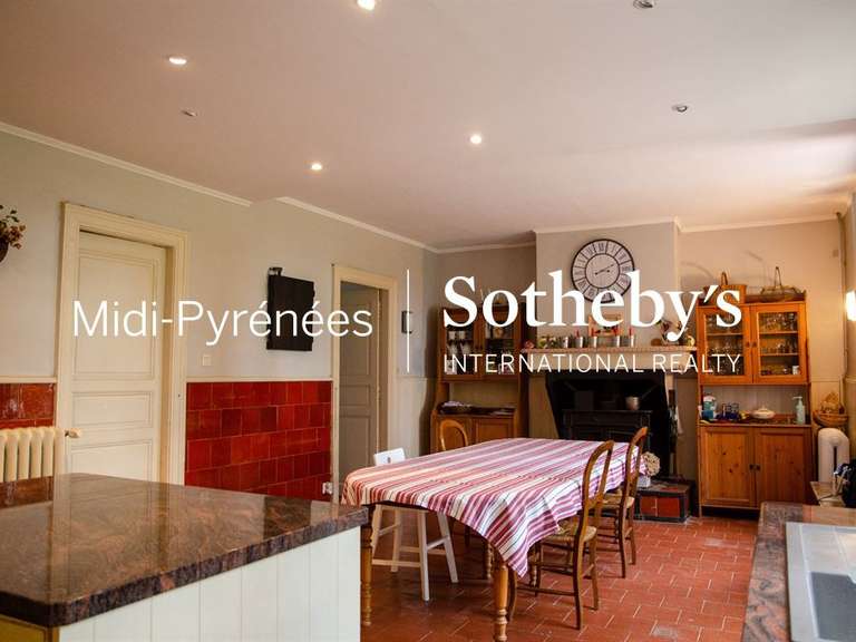 Maison Mazamet - 14 chambres - 510m²