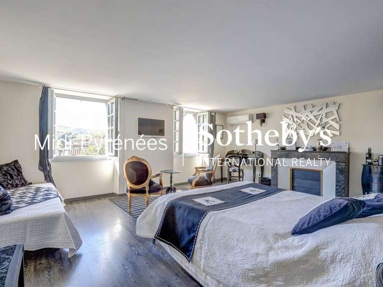 Maison Mazamet - 10 chambres - 620m²