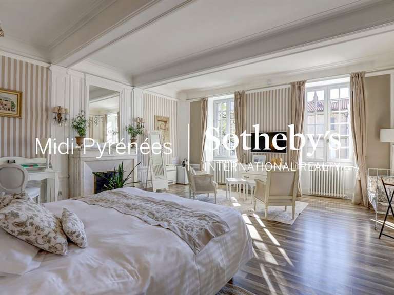 Maison Mazamet - 10 chambres - 620m²