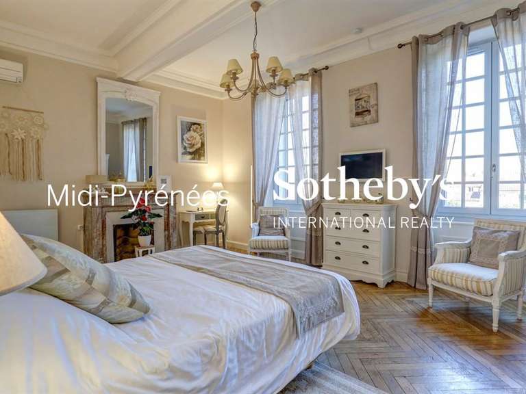 Maison Mazamet - 10 chambres - 620m²