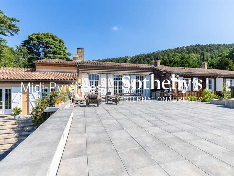 Maison Mazamet - 6 chambres - 365m²
