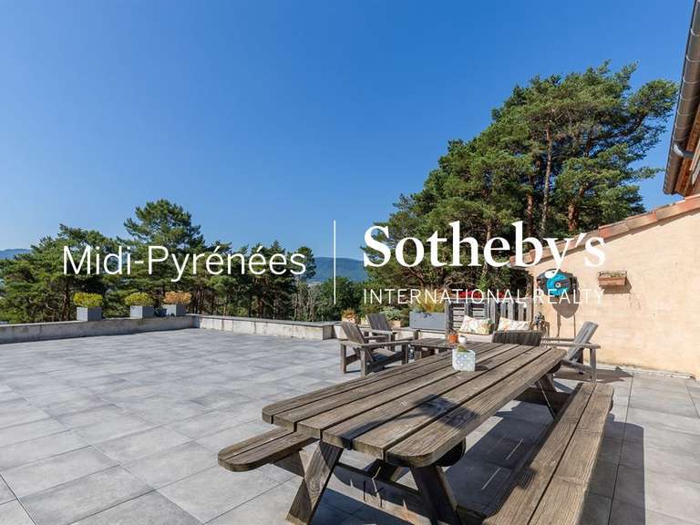 Maison Mazamet - 6 chambres - 365m²