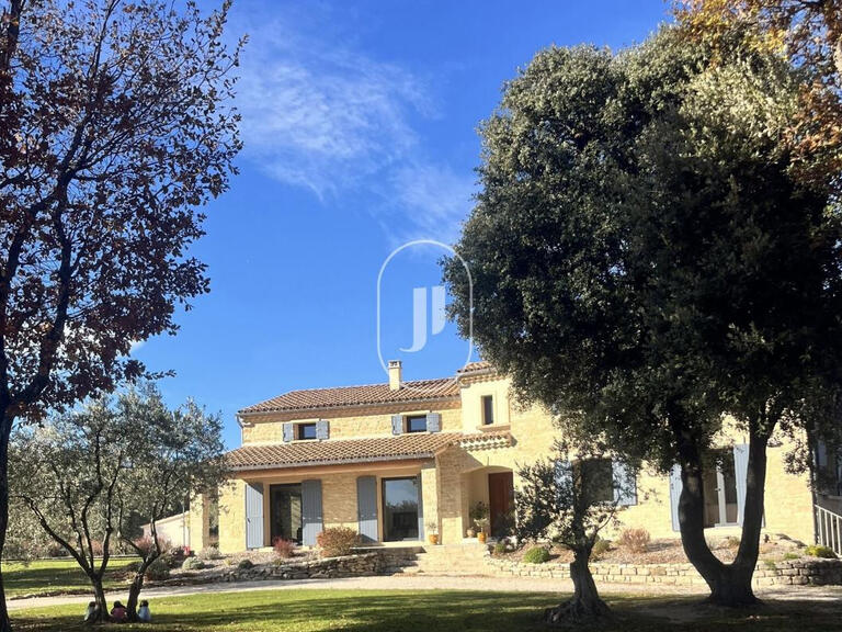 Maison Mazan - 6 chambres - 250m²