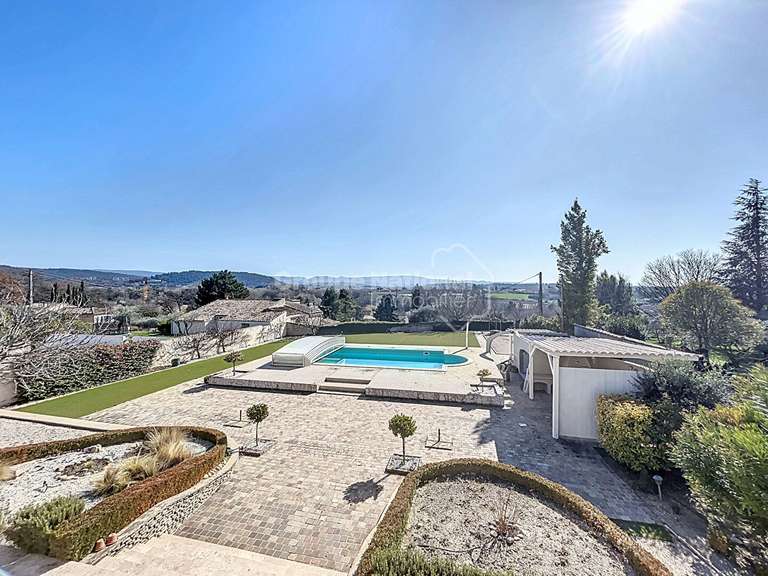 Maison Mazan - 5 chambres - 207m²