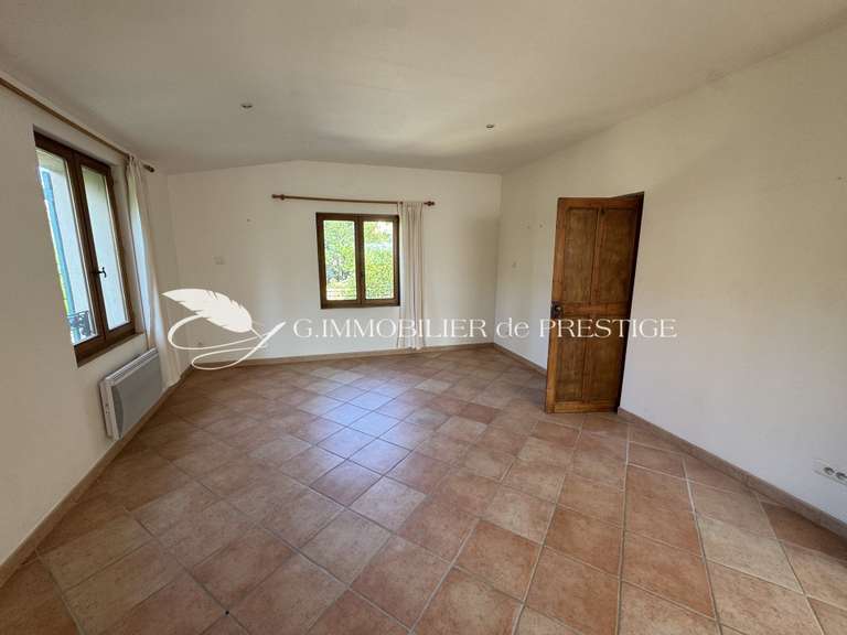 Maison Mazan - 7 chambres - 290m²