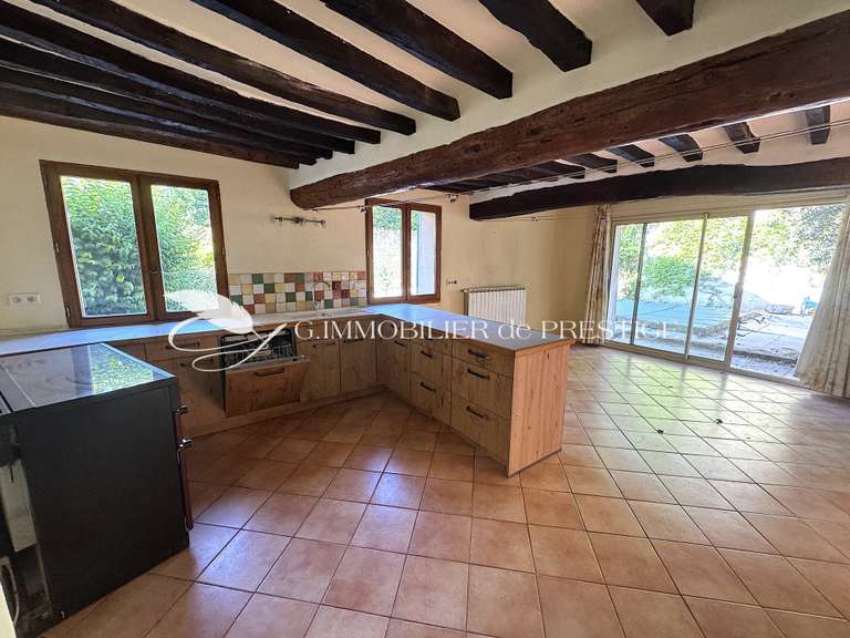 Maison Mazan - 7 chambres - 290m²