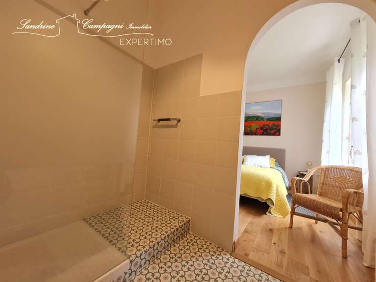 Maison Mazan - 5 chambres - 201m²