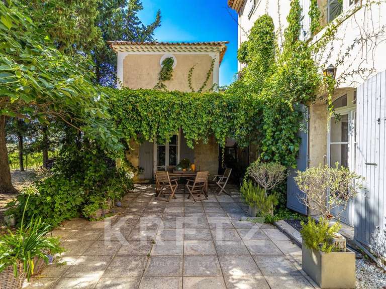 Maison Mazan - 7 chambres - 345m²