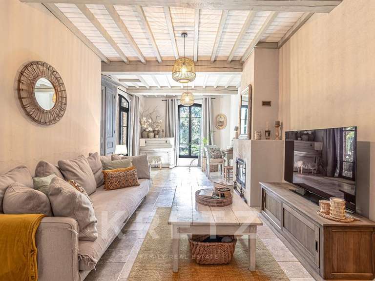 Maison Mazan - 7 chambres - 345m²
