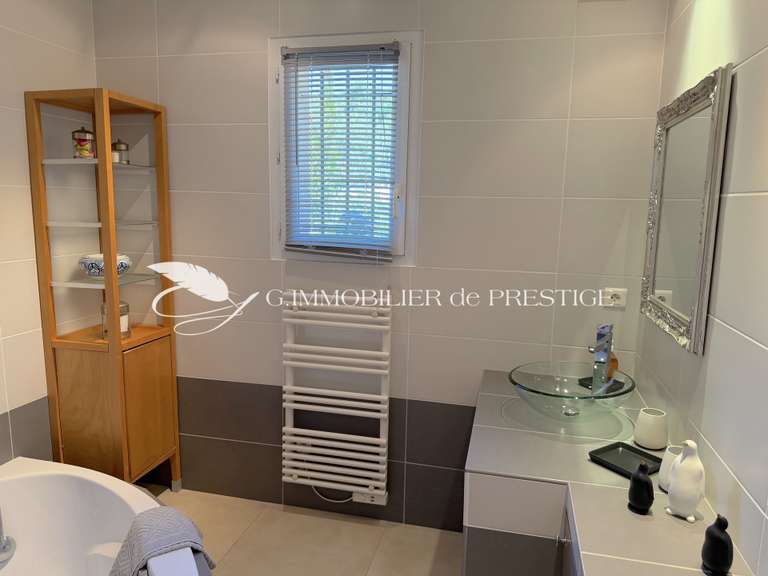 House Mazan - 5 bedrooms - 240m²