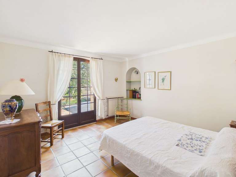 House Mazan - 5 bedrooms - 222m²