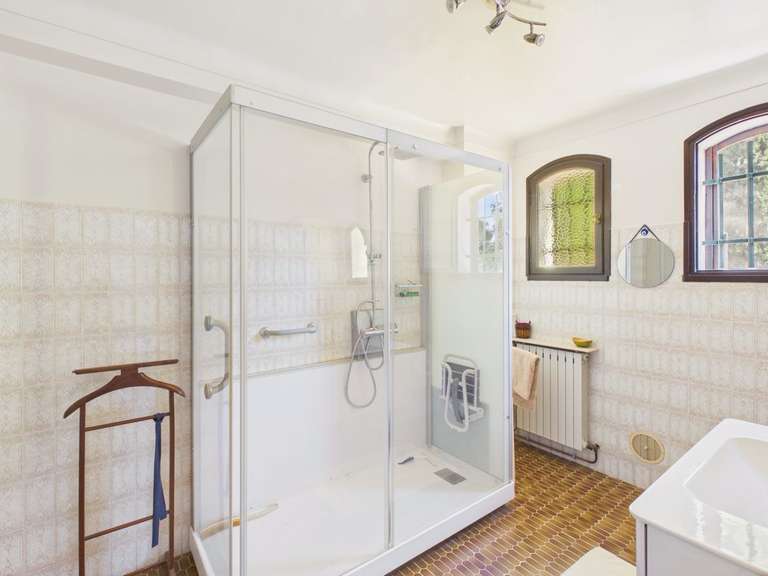 House Mazan - 5 bedrooms - 222m²