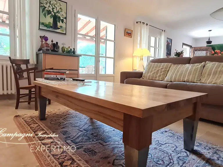 Maison Mazan - 5 chambres - 201m²