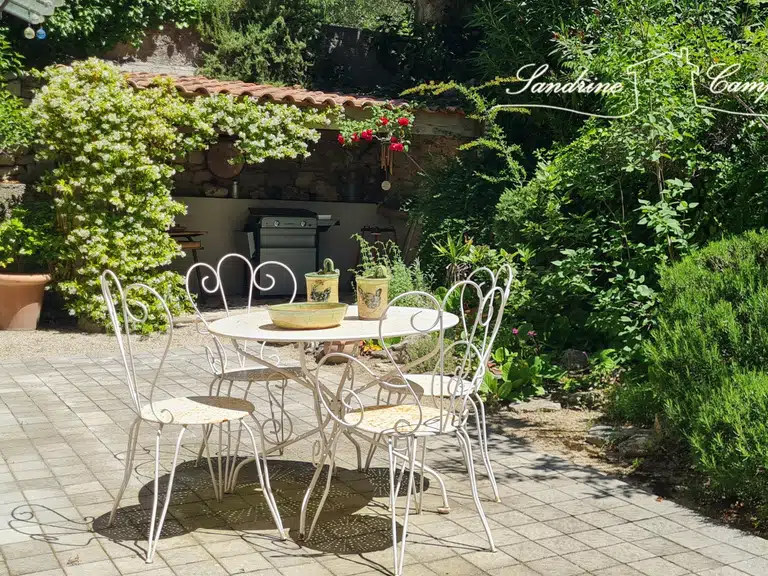 Maison Mazan - 5 chambres - 201m²