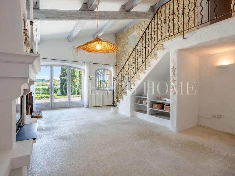 Propriété Mazan - 8 chambres - 340m²