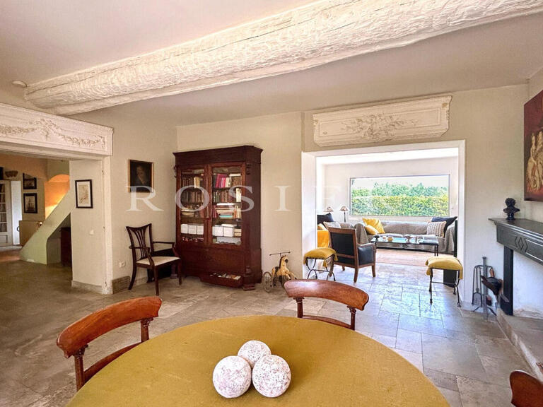 Villa Mazan - 5 bedrooms - 286m²