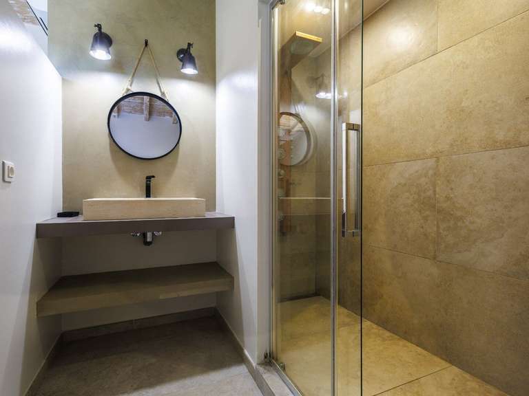 Villa Mazan - 8 chambres - 320m²