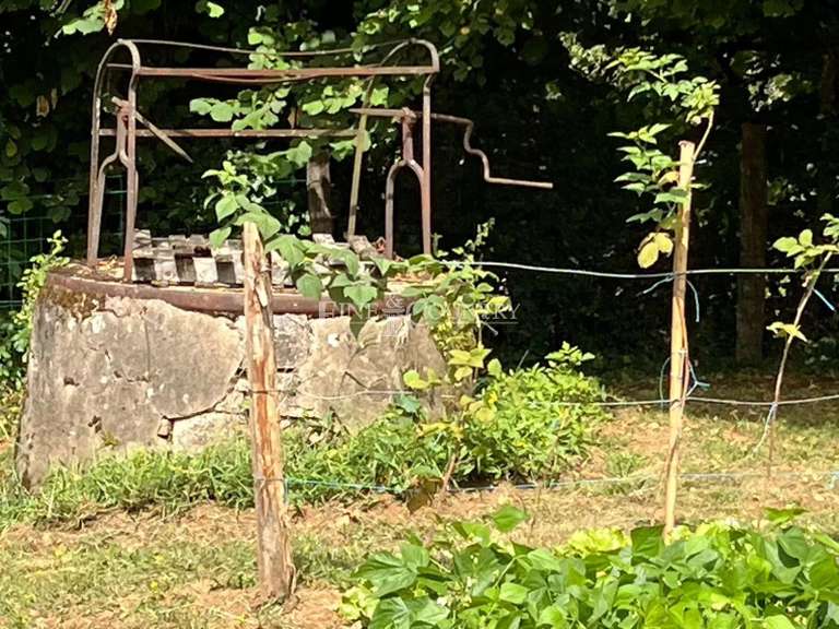 Maison Mazerolles - 6 chambres - 289m²