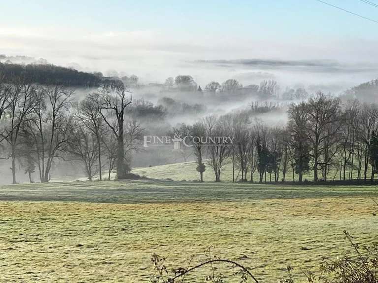 Maison Mazerolles - 6 chambres - 289m²