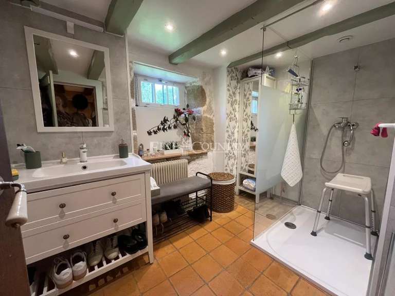 Maison Mazerolles - 6 chambres - 289m²