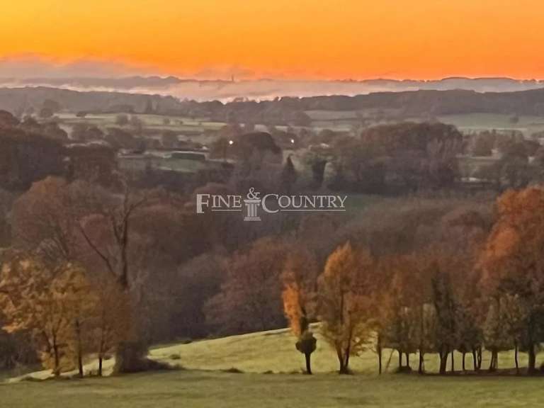 Maison Mazerolles - 6 chambres - 289m²