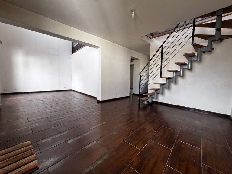 House Meaux - 12 bedrooms - 630m²