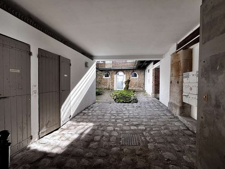 House Meaux - 12 bedrooms - 630m²