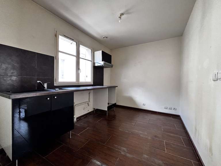 House Meaux - 12 bedrooms - 630m²