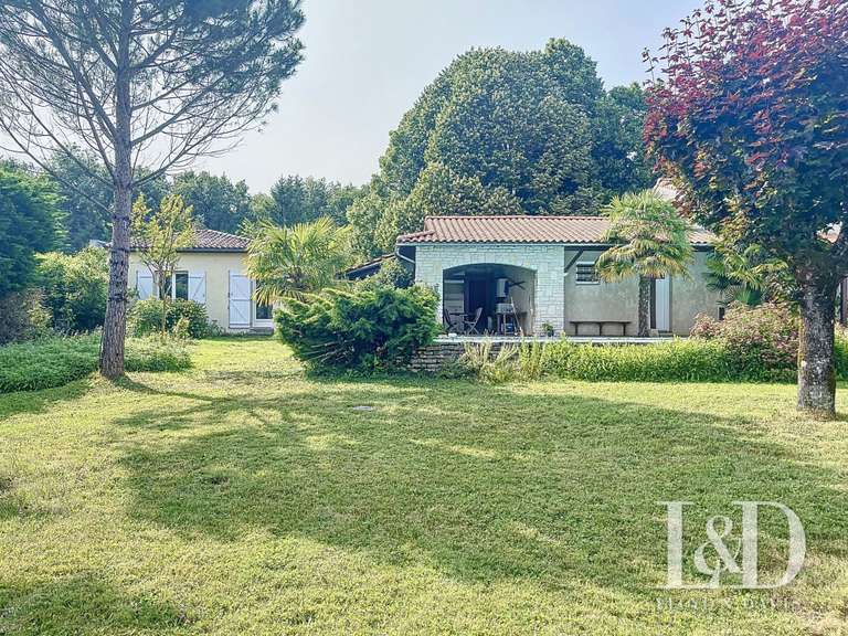 House Médis - 4 bedrooms - 278m²