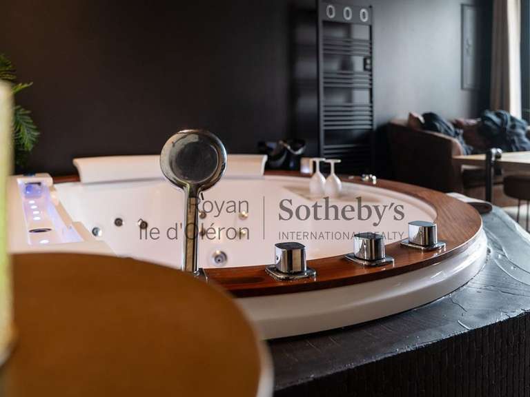 Maison Médis - 5 chambres - 214m²