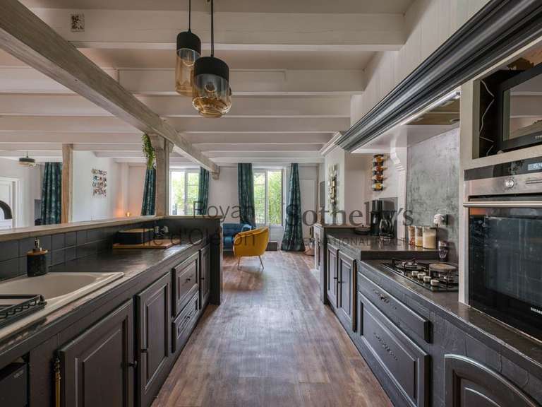 Maison Médis - 5 chambres - 214m²