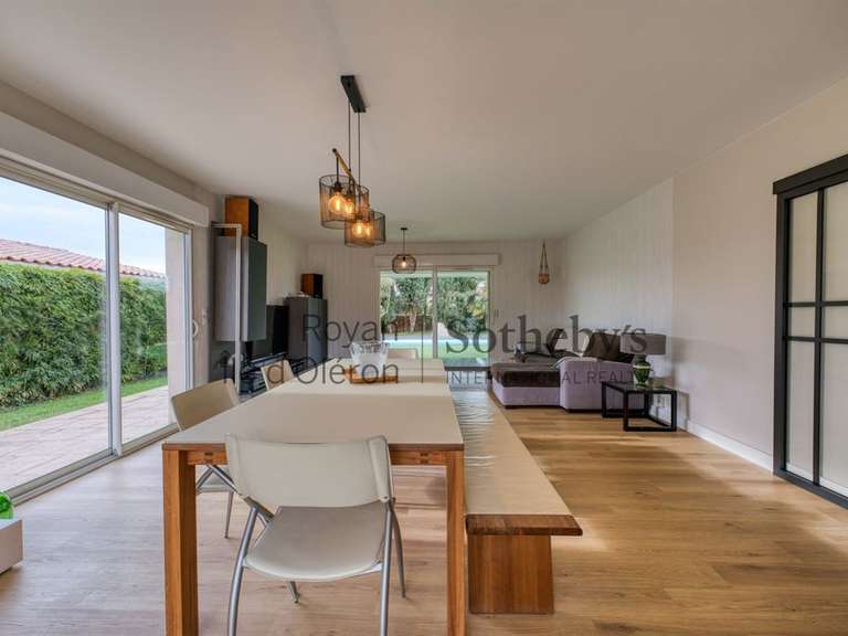 Maison Médis - 5 chambres - 165m²