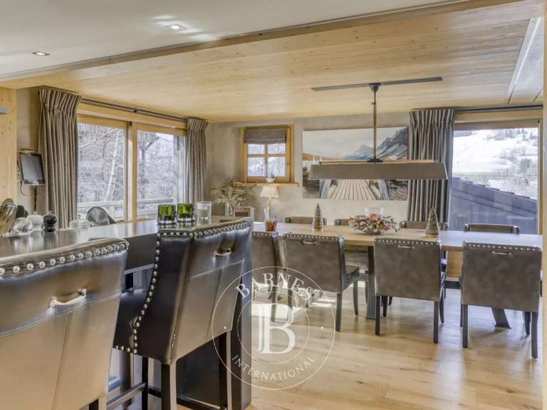 Chalet Megève - 4 bedrooms - 294m²