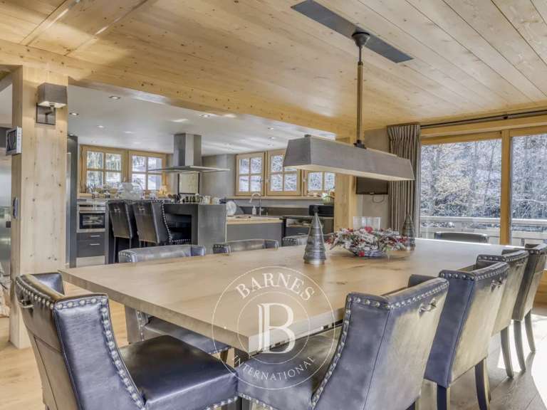 Chalet Megève - 4 bedrooms - 294m²