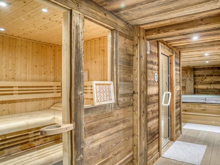 House Megève - 4 bedrooms - 270m²