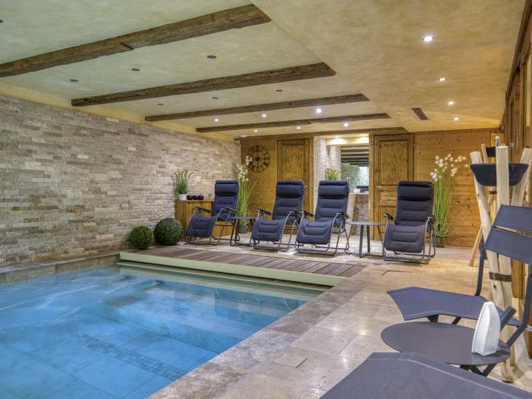 House Megève - 4 bedrooms - 247m²