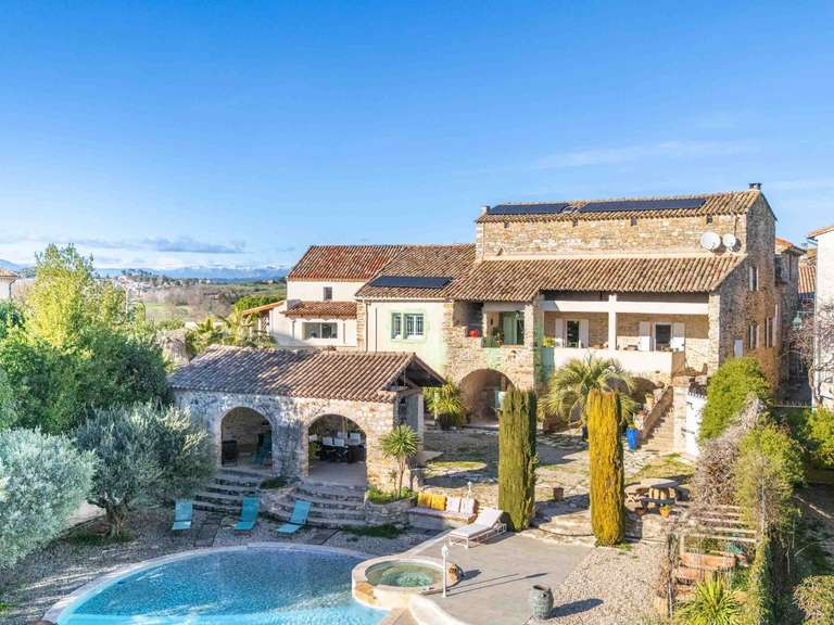 Maison Méjannes-lès-Alès - 3 chambres - 212m²