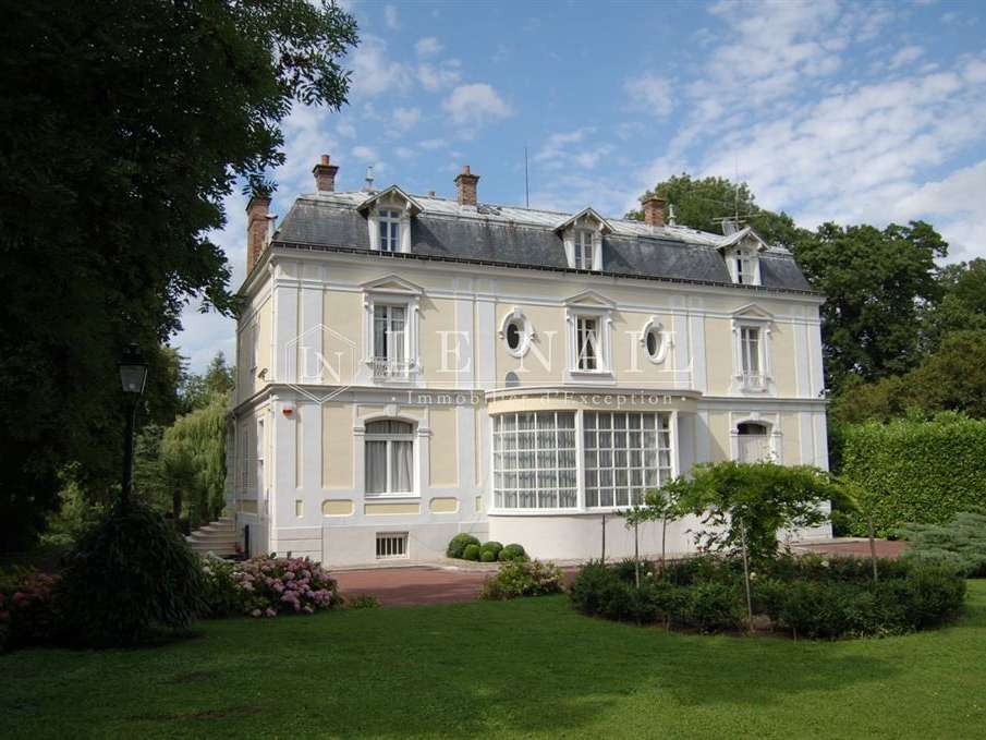 Mansion Melun