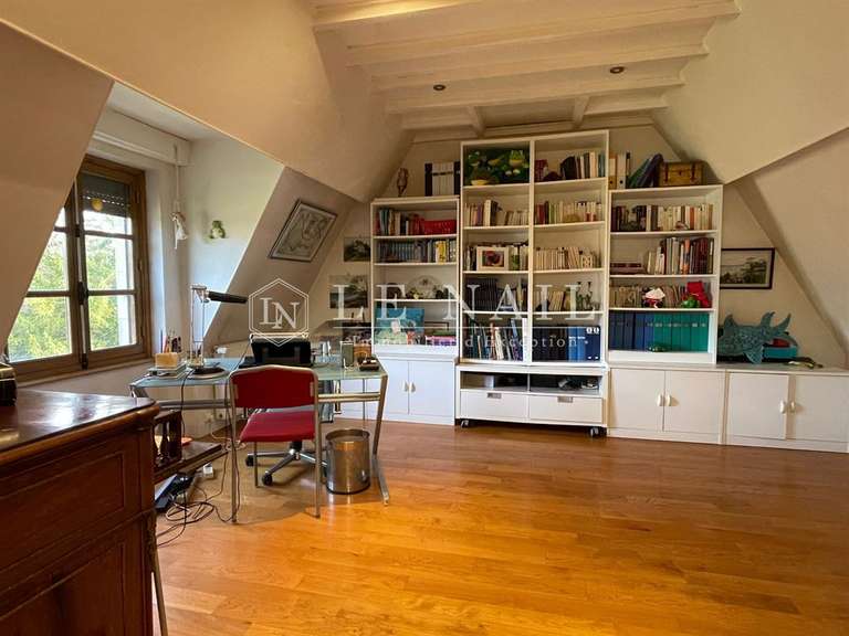 Maison Melun - 6 chambres - 400m²