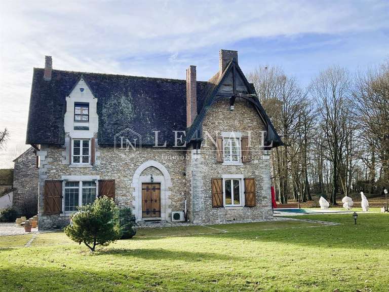 Maison Melun - 6 chambres - 400m²