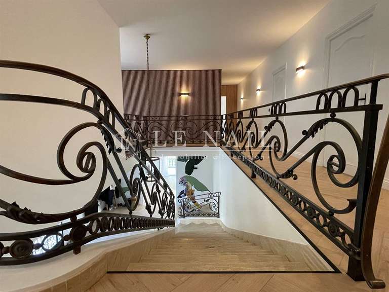 Maison Melun - 6 chambres - 400m²