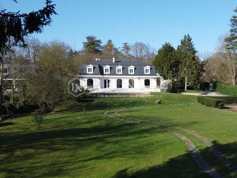 Maison Melun - 6 chambres - 400m²