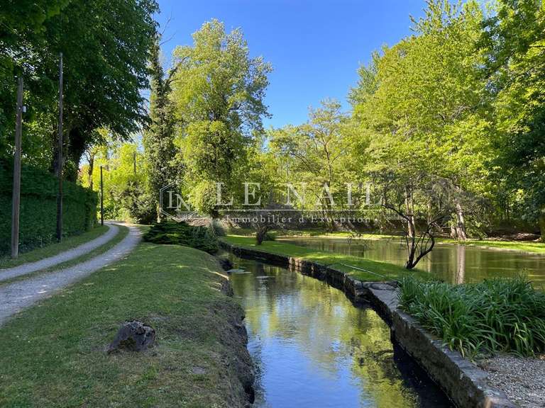 Maison Melun - 8 chambres - 450m²