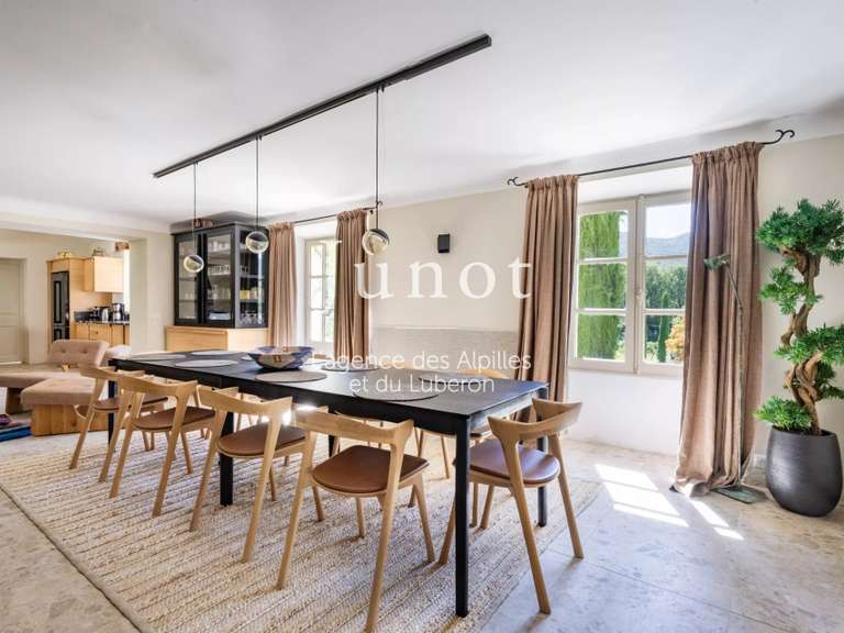 Maison Ménerbes - 9 chambres - 300m²