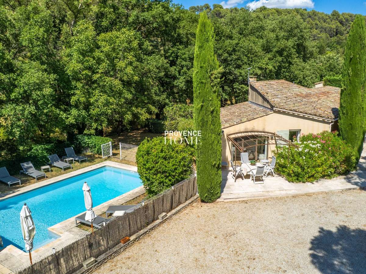 Property Ménerbes