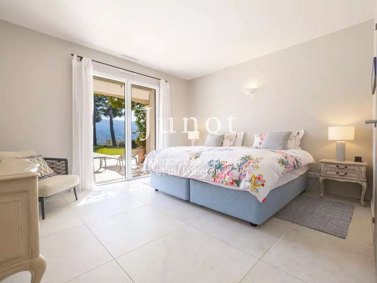 Villa Ménerbes - 4 chambres - 300m²